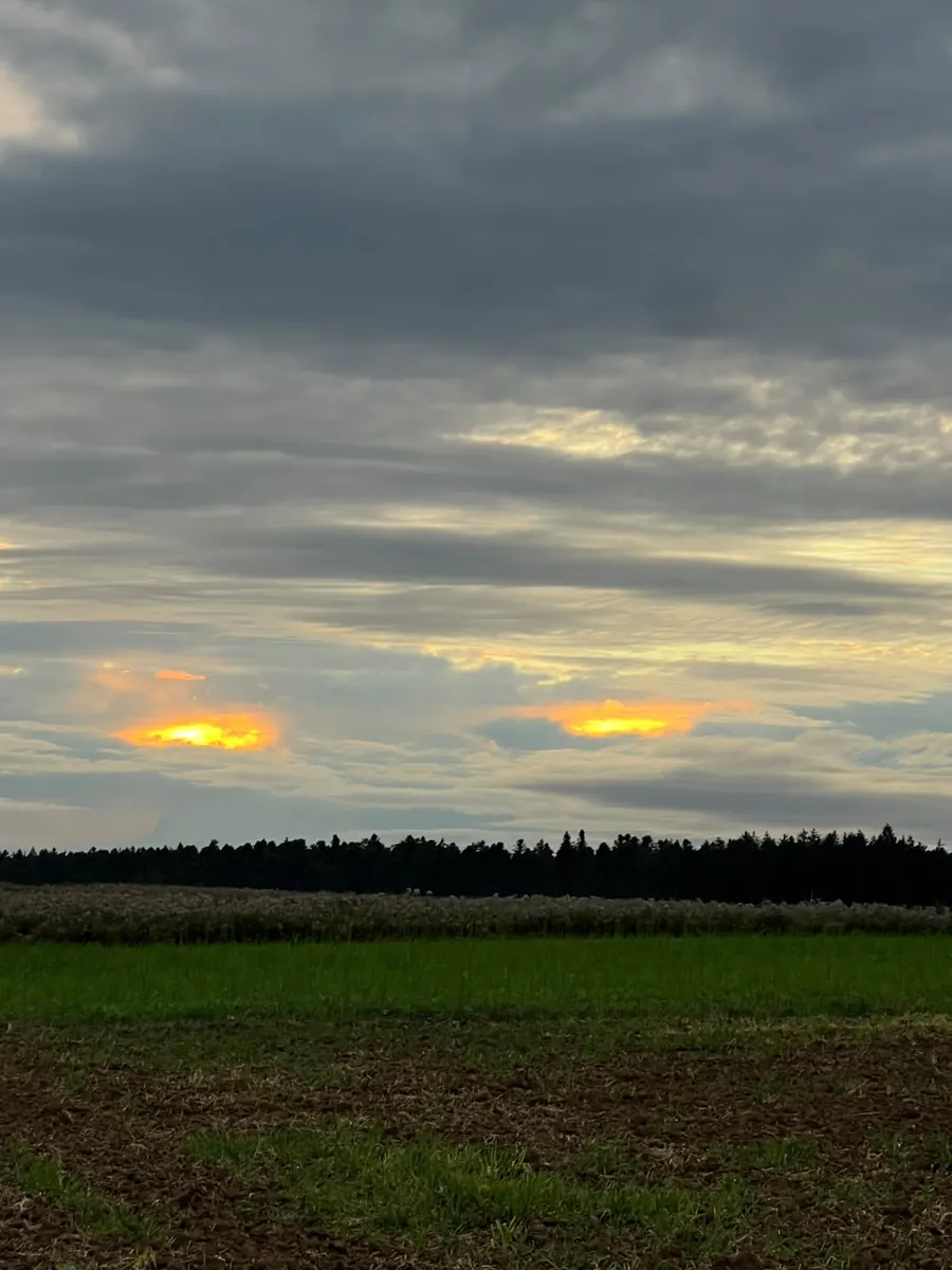 Abendhimmel über den Feldern im Heimbachtal